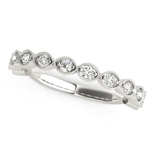 Size: 5.5 – 14k White Gold Antique Style Diamond Wedding Band (3/8 cttw)