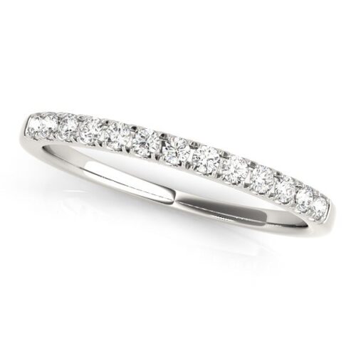 Size: 3 – 14k White Gold Timeless Diamond Wedding Ring (1/5 cttw)