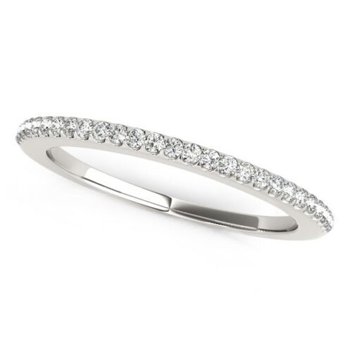 Size: 8 – 14k White Gold Pave Scallop Setting Diamond Wedding Band (1/8 cttw)